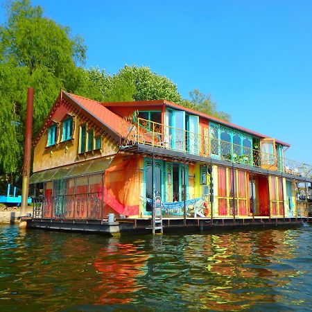 Отель Drijfpaleis Арнем Экстерьер фото